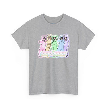 Exclusive NewJeans short sleeve graphic t-shirt featuring original artwork of all members. A unique and vibrant addition to your K-pop fashion collection. In gray.